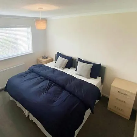 Harding House, Dog Friendly Close To The At
