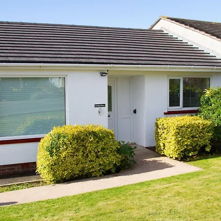 Harding House, Dog Friendly Close To The At