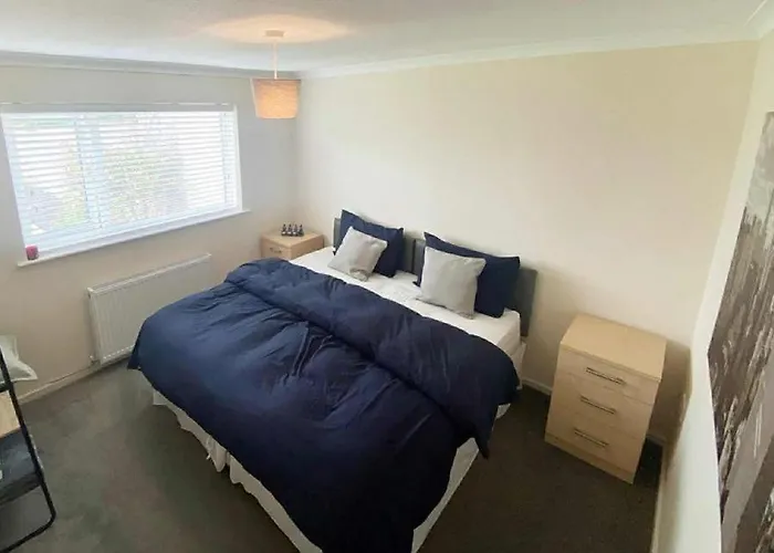 Harding House, Dog Friendly Close To The At