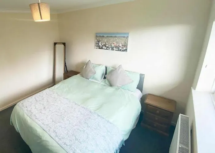 Harding House, Dog Friendly Close To The At